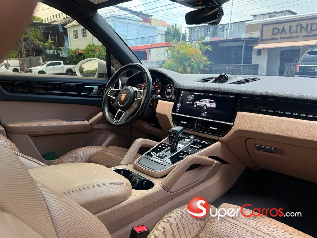 2020 Porsche Cayenne — foto 11 / 12