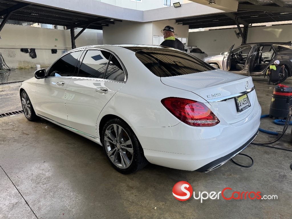 2017 Mercedes-Benz Clase C 300 — foto 5 / 9