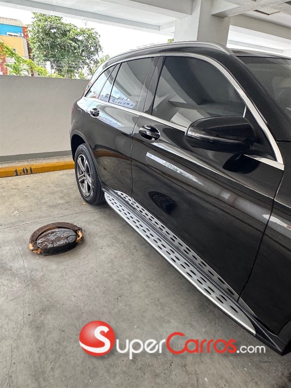 2018 Mercedes-Benz Clase GLC 250 4MATIC — foto 3 / 6