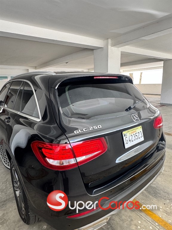 2018 Mercedes-Benz Clase GLC 250 4MATIC — foto 4 / 6