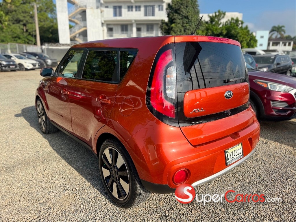 2018 Kia Soul — foto 4 / 10