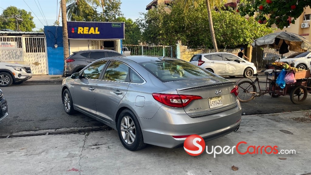 2017 Hyundai Sonata SE — foto 4 / 12