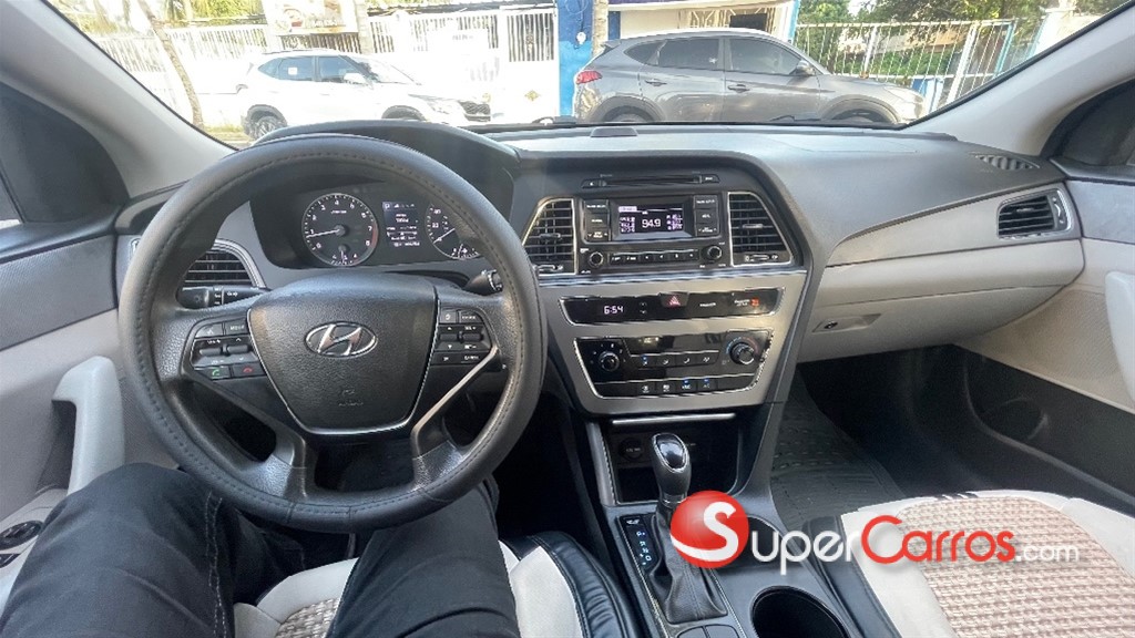 2017 Hyundai Sonata SE — foto 9 / 12