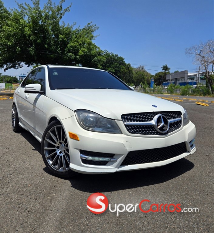 2012 Mercedes-Benz Clase C 300 AMG 4Matic