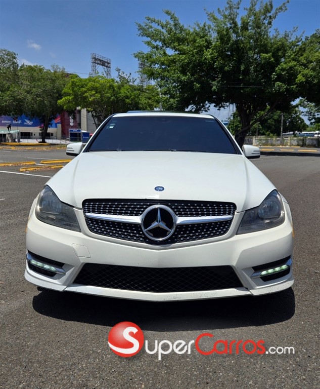 2012 Mercedes-Benz Clase C 300 AMG 4Matic — foto 3 / 11