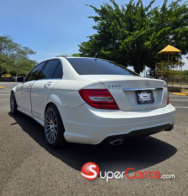 2012 Mercedes-Benz Clase C 300 AMG 4Matic — foto 5 / 11