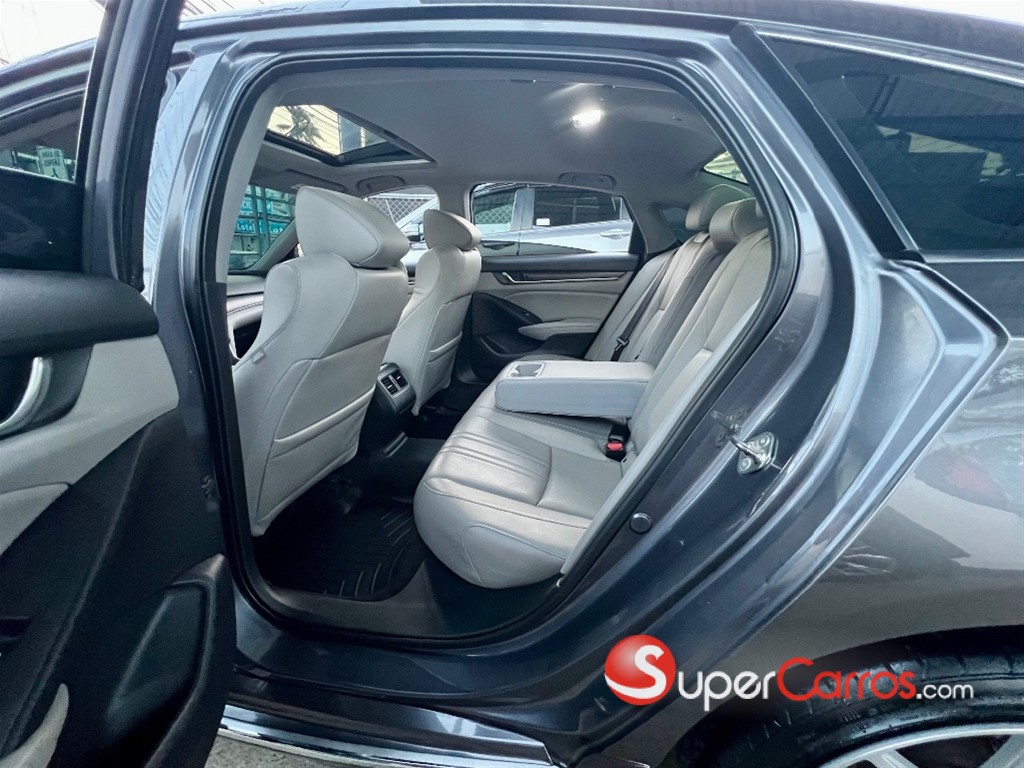 2018 Honda Accord EXL — foto 8 / 12