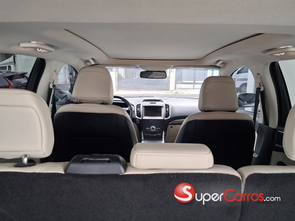 2020 Ford EDGE Titanium — foto 10 / 10