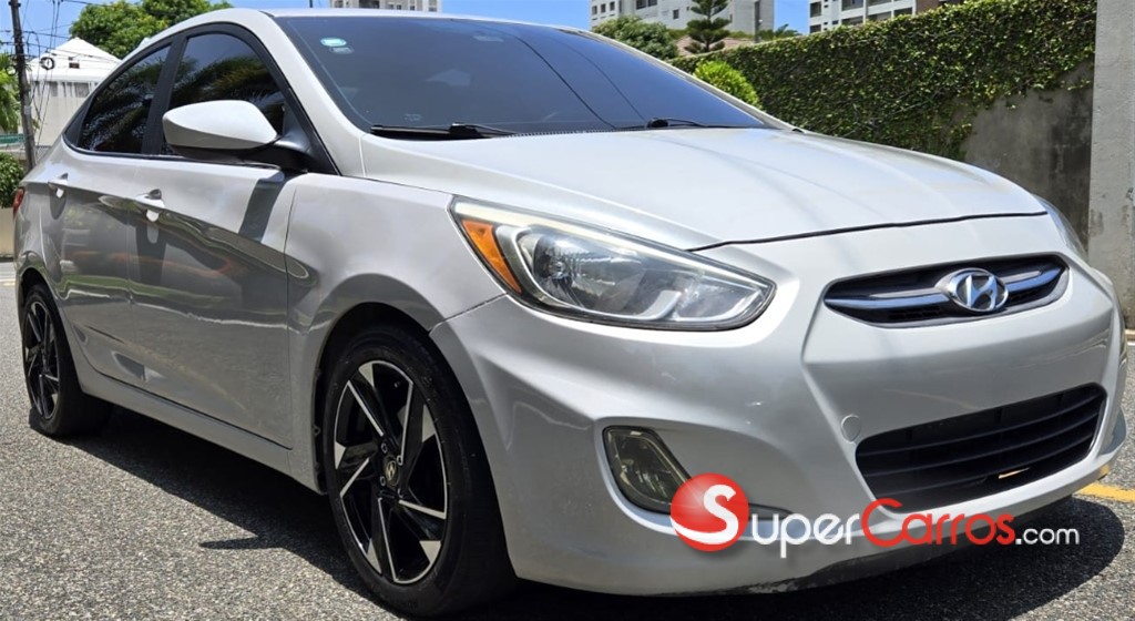 2016 Hyundai Accent SE — foto 3 / 12