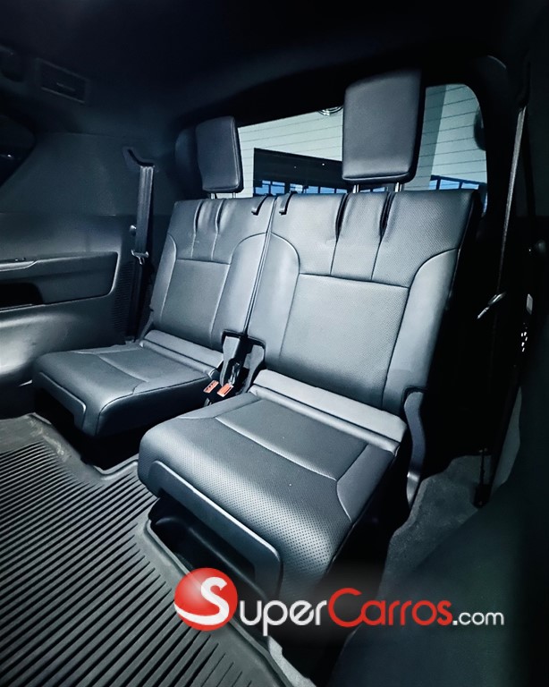 2024 Lexus LX 600 Luxury — foto 9 / 12