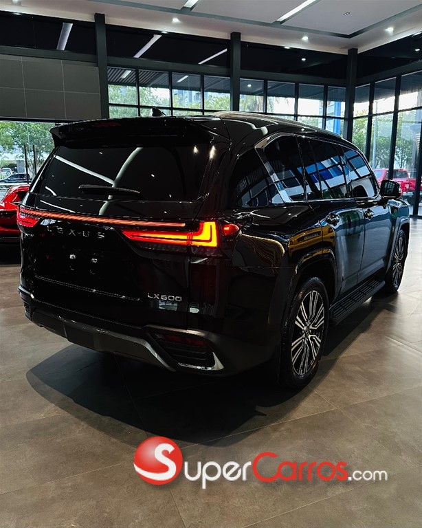 2024 Lexus LX 600 Luxury — foto 10 / 12
