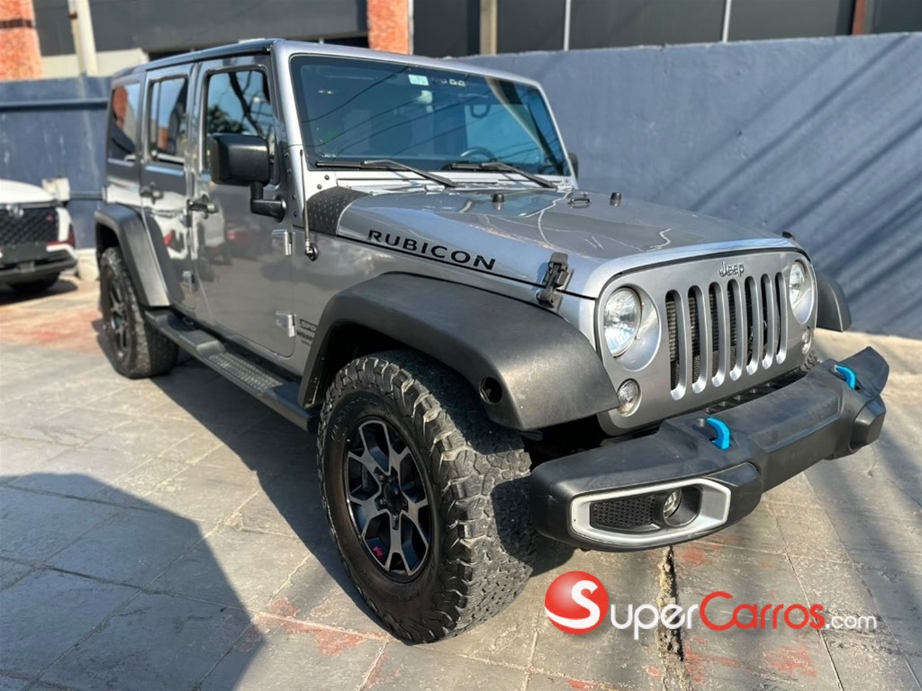 2017 Jeep Wrangler Sahara Unlimited — foto 2 / 10