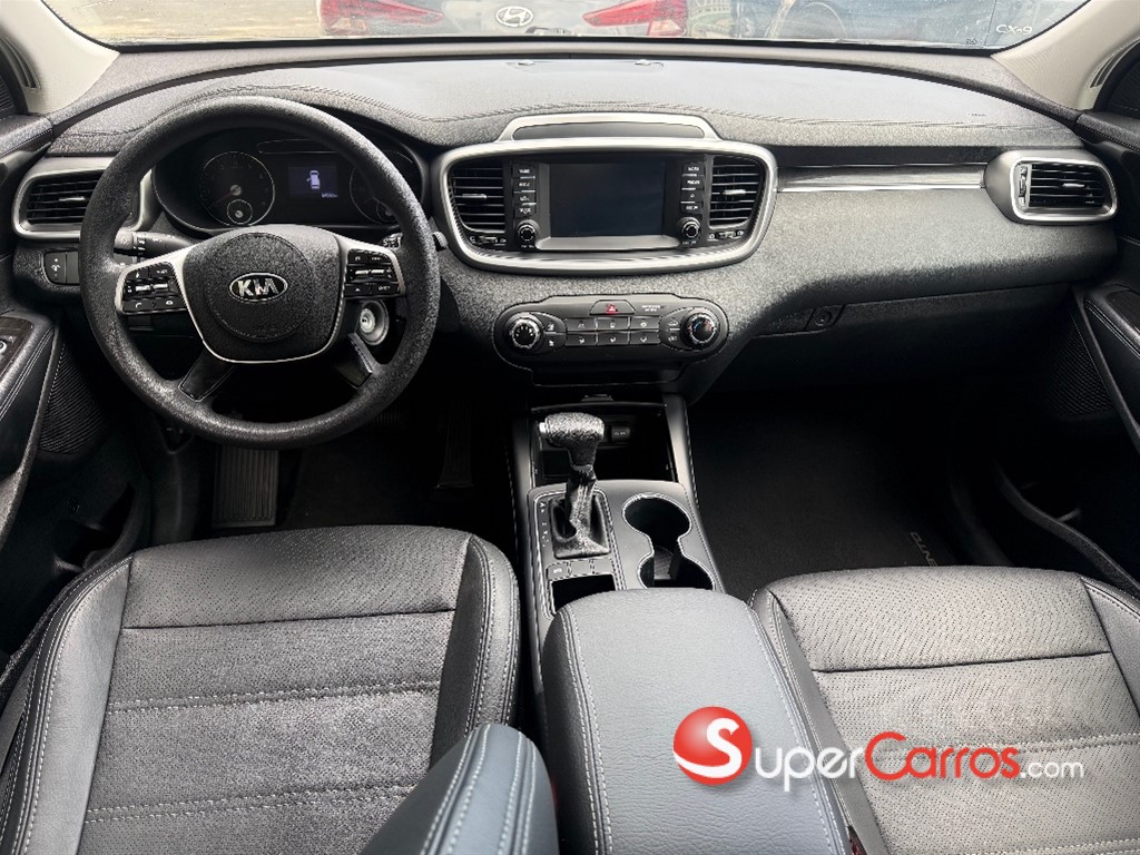 2020 Kia Sorento LX — foto 3 / 5