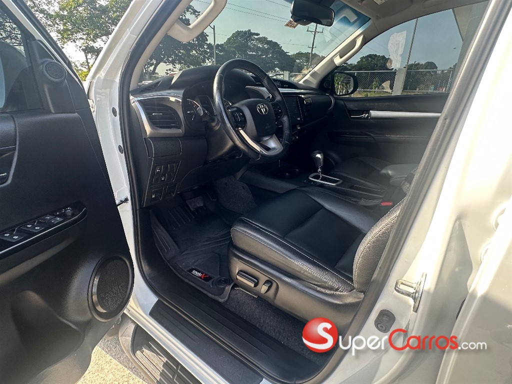 2023 Toyota Hilux Limited TSS — foto 11 / 12