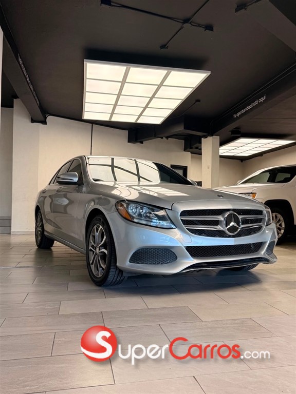 2017 Mercedes-Benz Clase C 250 — foto 4 / 9