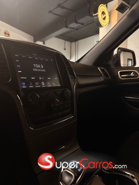 2014 Jeep Grand Cherokee Laredo — foto 8 / 11