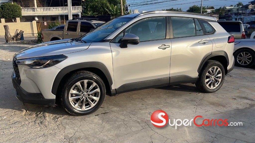 2023 Toyota Corolla Cross — foto 6 / 8