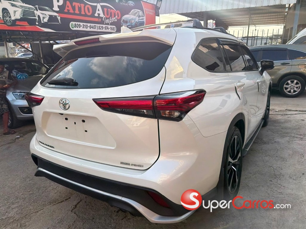 2021 Toyota Highlander XSE — foto 3 / 12