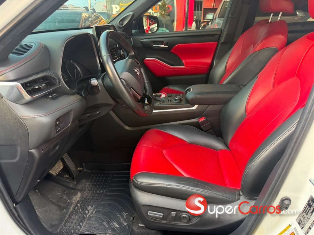 2021 Toyota Highlander XSE — foto 6 / 12