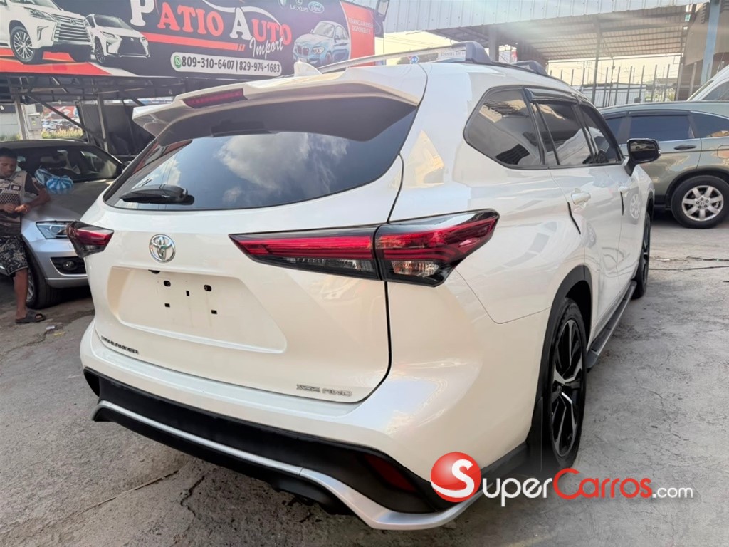 2021 Toyota Highlander XSE — foto 8 / 12