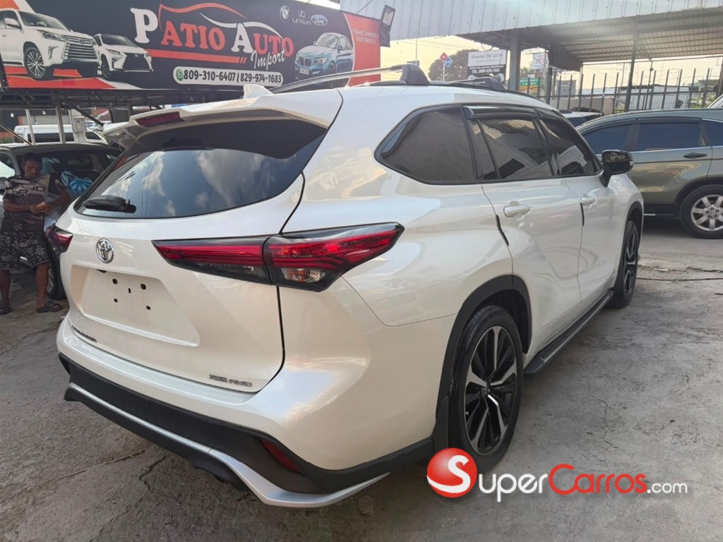 2021 Toyota Highlander XSE — foto 10 / 12