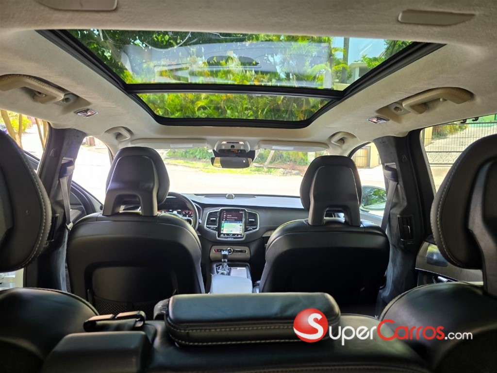 2021 Volvo XC90 Inscription T6 — foto 9 / 12