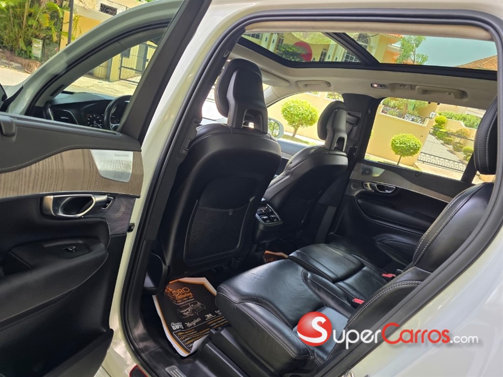 2021 Volvo XC90 Inscription T6 — foto 12 / 12