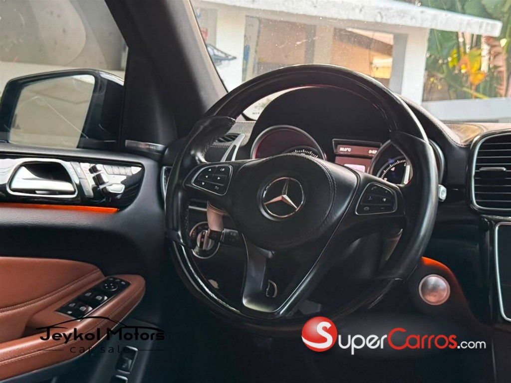 2017 Mercedes-Benz Clase GLS 500 — foto 7 / 12