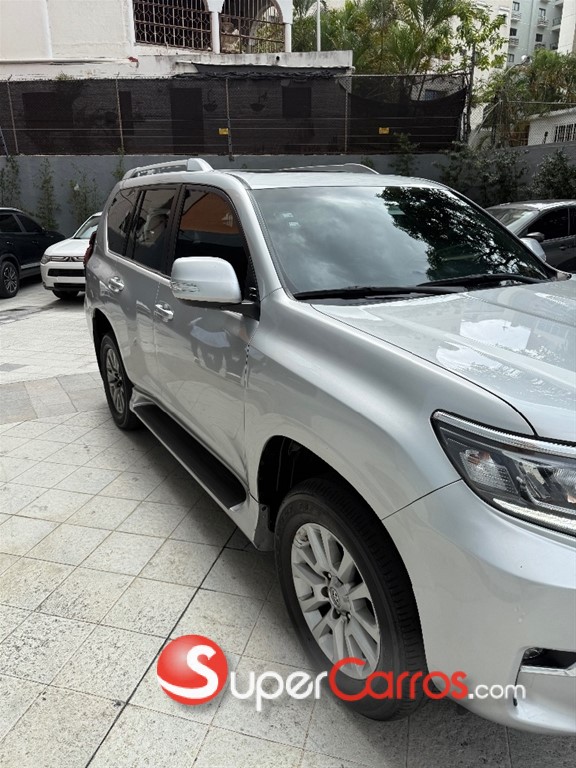 2018 Toyota Land Cruiser Prado VXL — foto 3 / 9