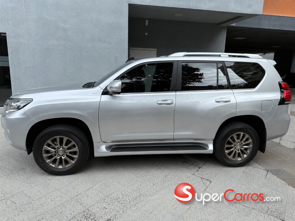2018 Toyota Land Cruiser Prado VXL — foto 4 / 9
