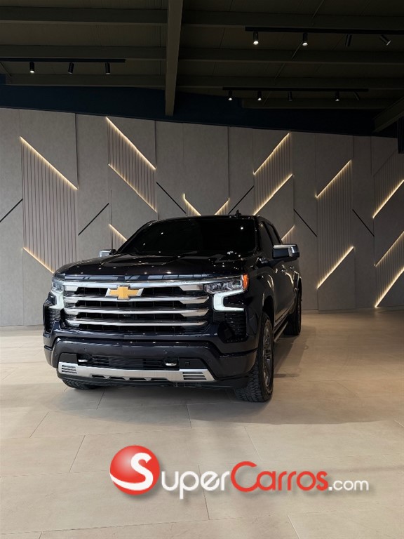 2023 Chevrolet Silverado High Country Duramax — foto 2 / 11