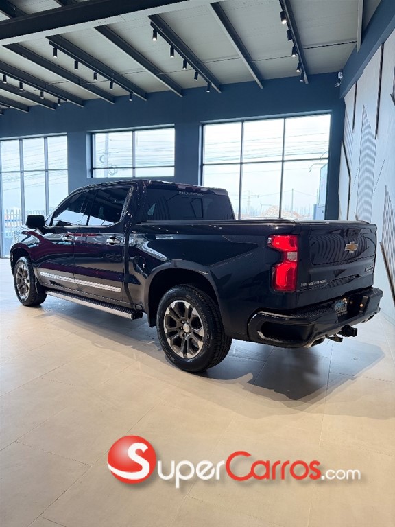 2023 Chevrolet Silverado High Country Duramax — foto 6 / 11
