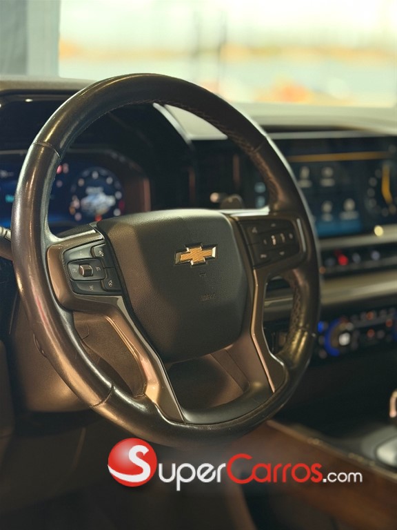 2023 Chevrolet Silverado High Country Duramax — foto 9 / 11