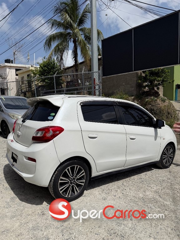 2018 Mitsubishi Motors Mirage — foto 4 / 8