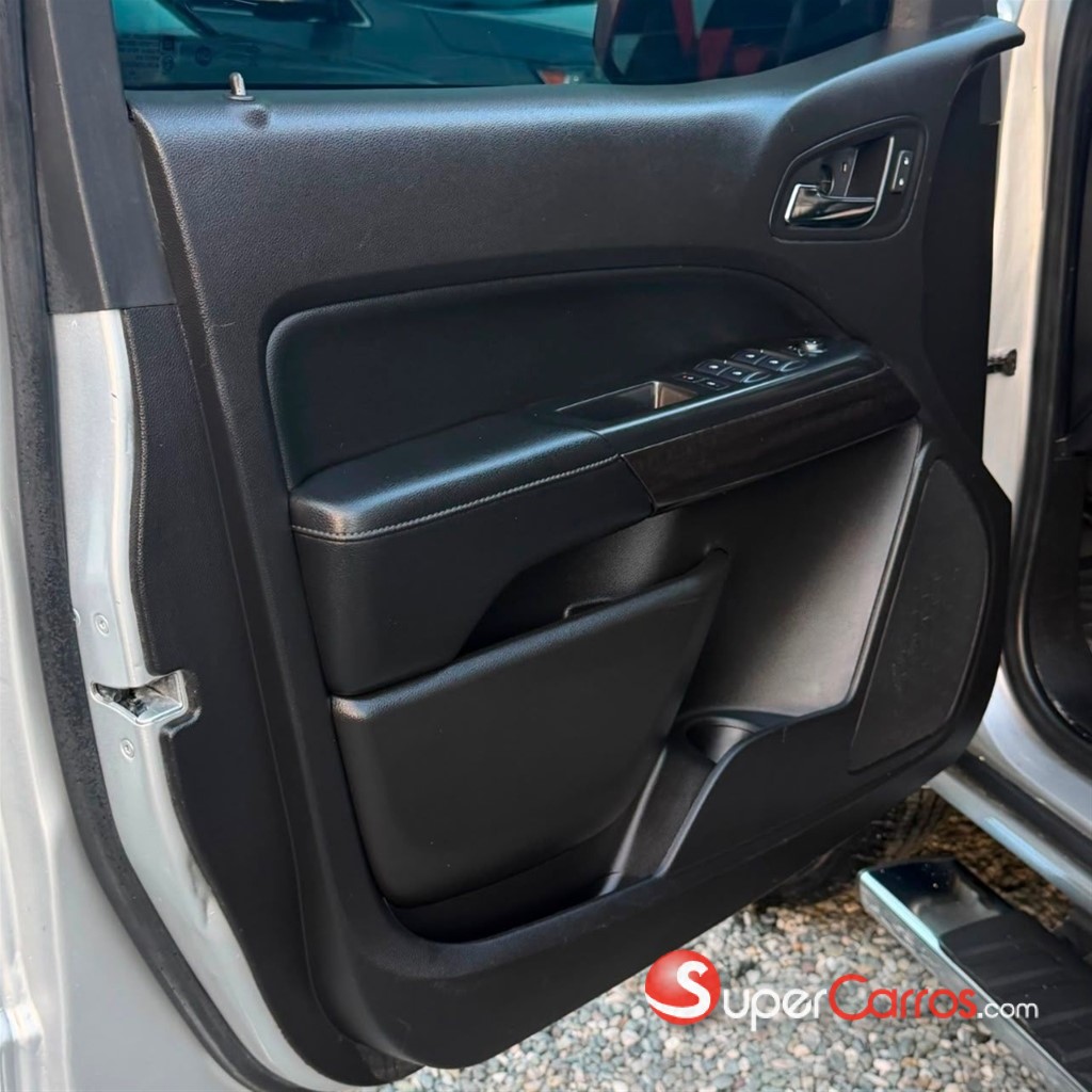 2019 GMC Canyon — foto 6 / 12