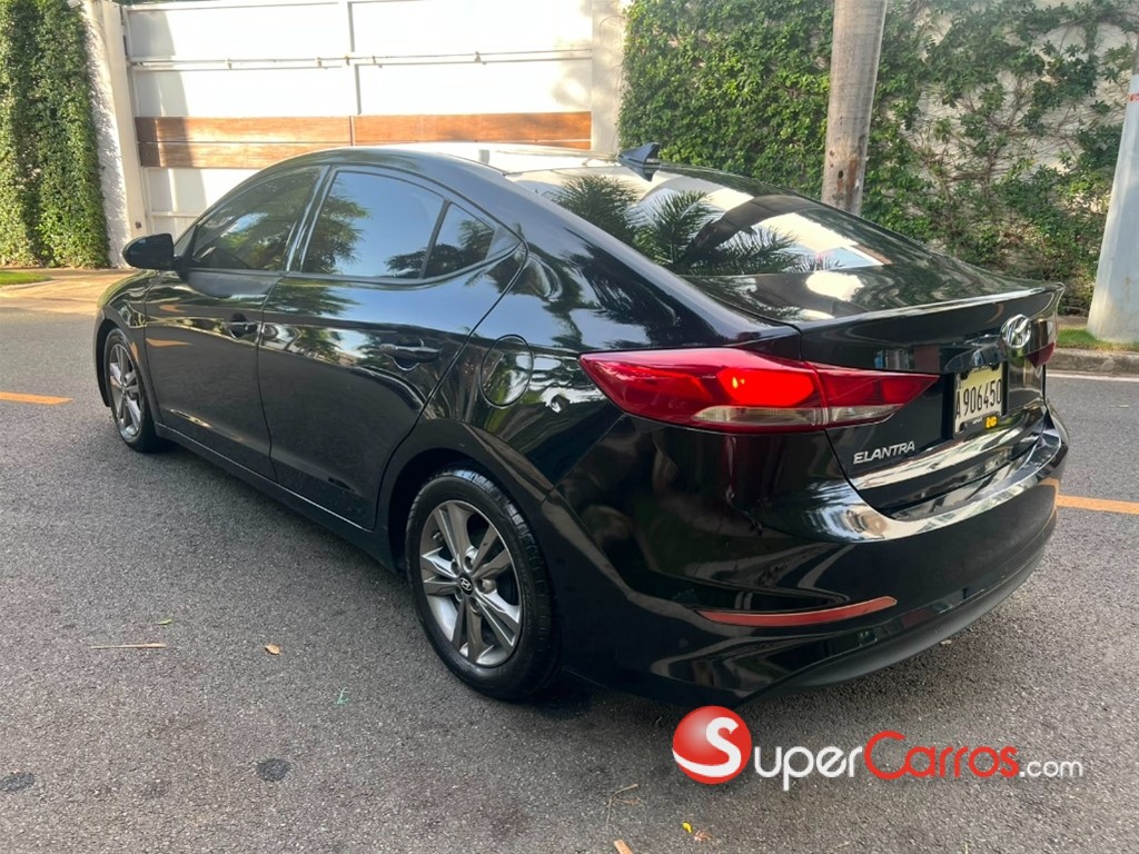 2017 Hyundai Elantra SE — foto 10 / 10