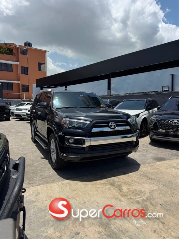 2020 Toyota 4 Runner Limited — foto 3 / 11