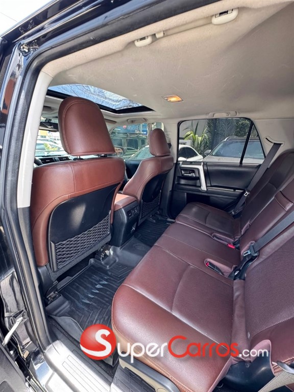 2020 Toyota 4 Runner Limited — foto 5 / 11