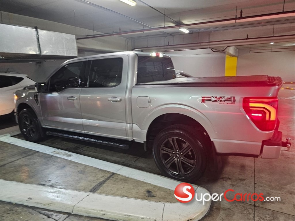 2021 Ford F 150 FX4 — foto 2 / 5