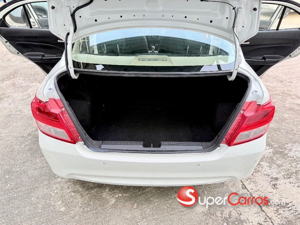 2024 Suzuki Dzire GLX — foto 11 / 12