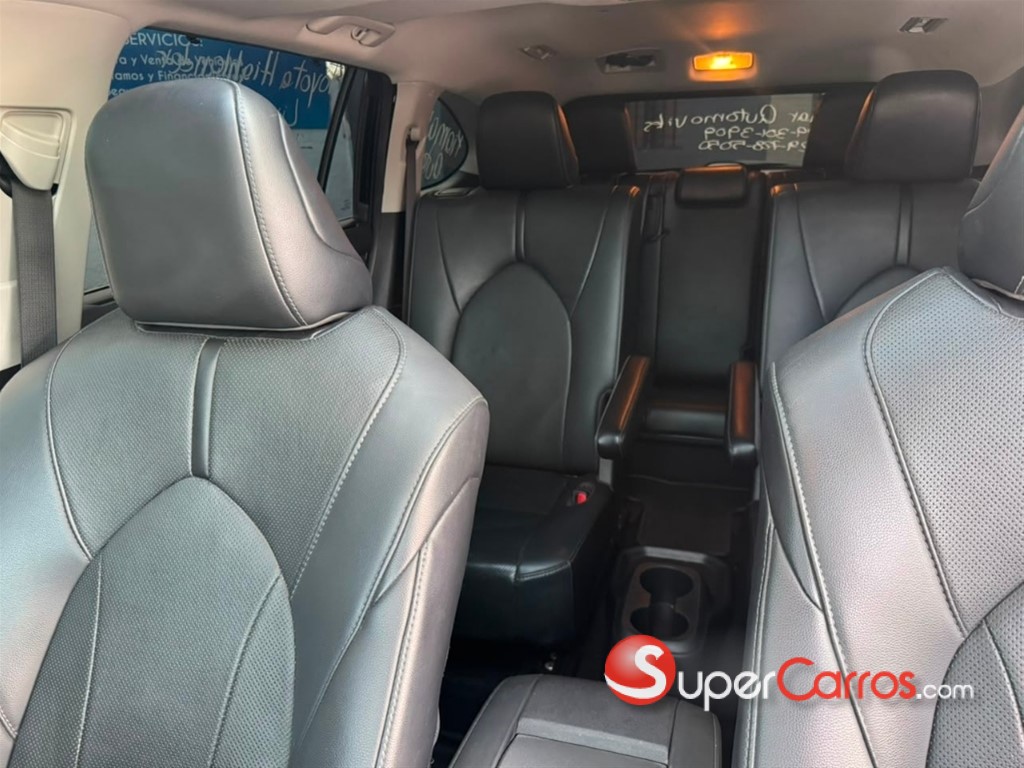 2021 Toyota Highlander Limited — foto 11 / 12