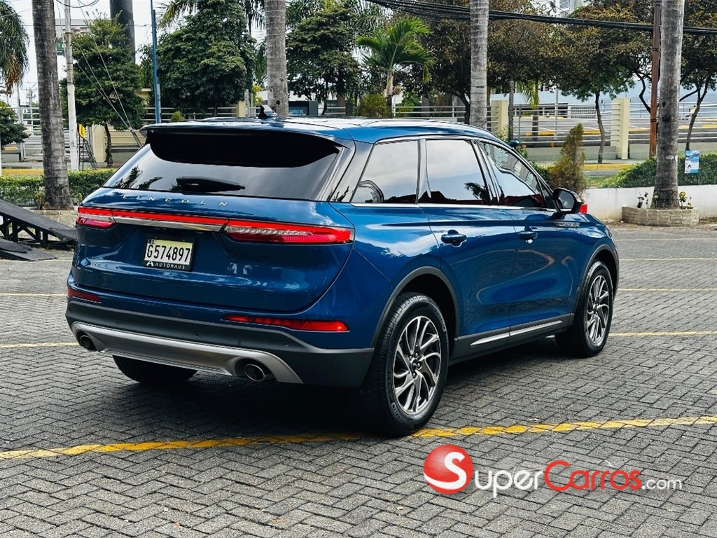 2021 Lincoln Corsair — foto 2 / 12
