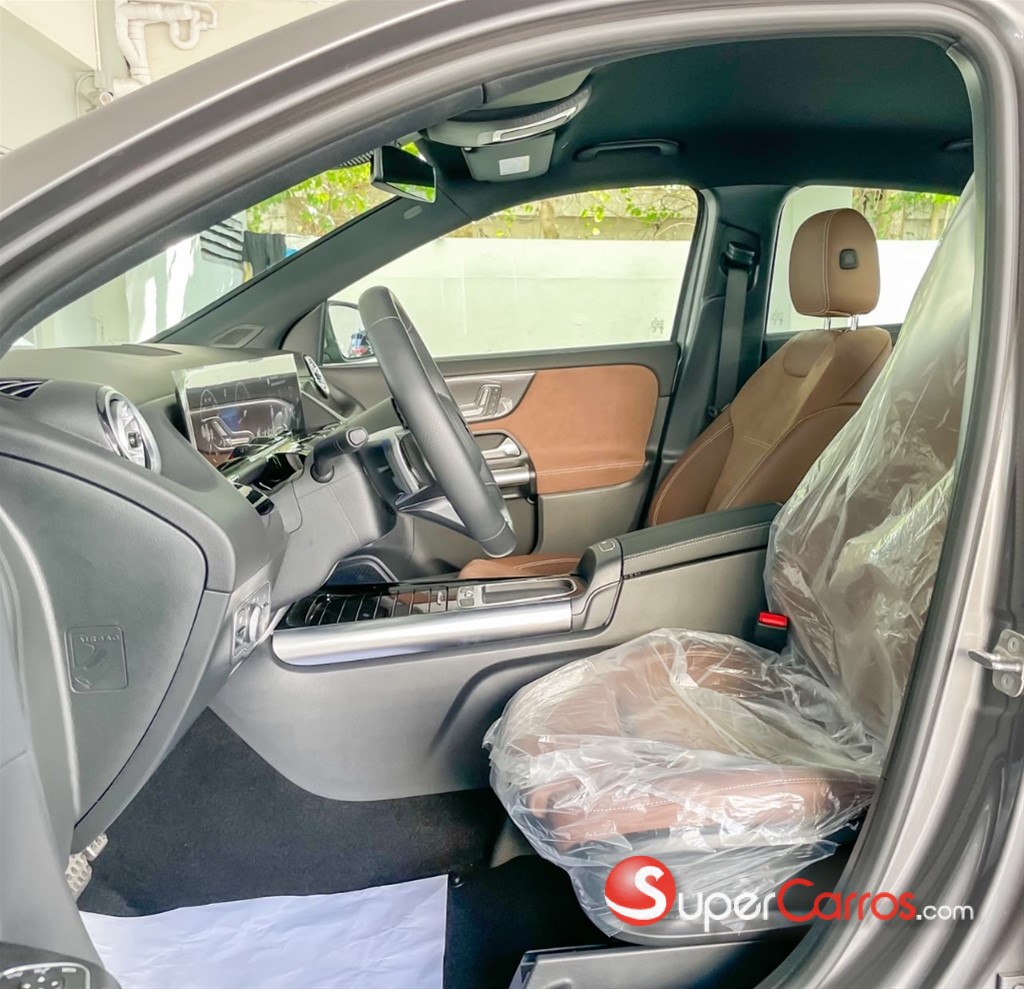2025 Mercedes-Benz Clase GLA 200 — foto 6 / 12