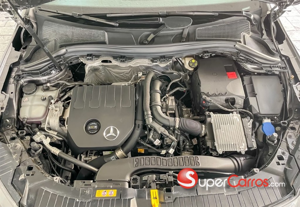 2025 Mercedes-Benz Clase GLA 200 — foto 12 / 12