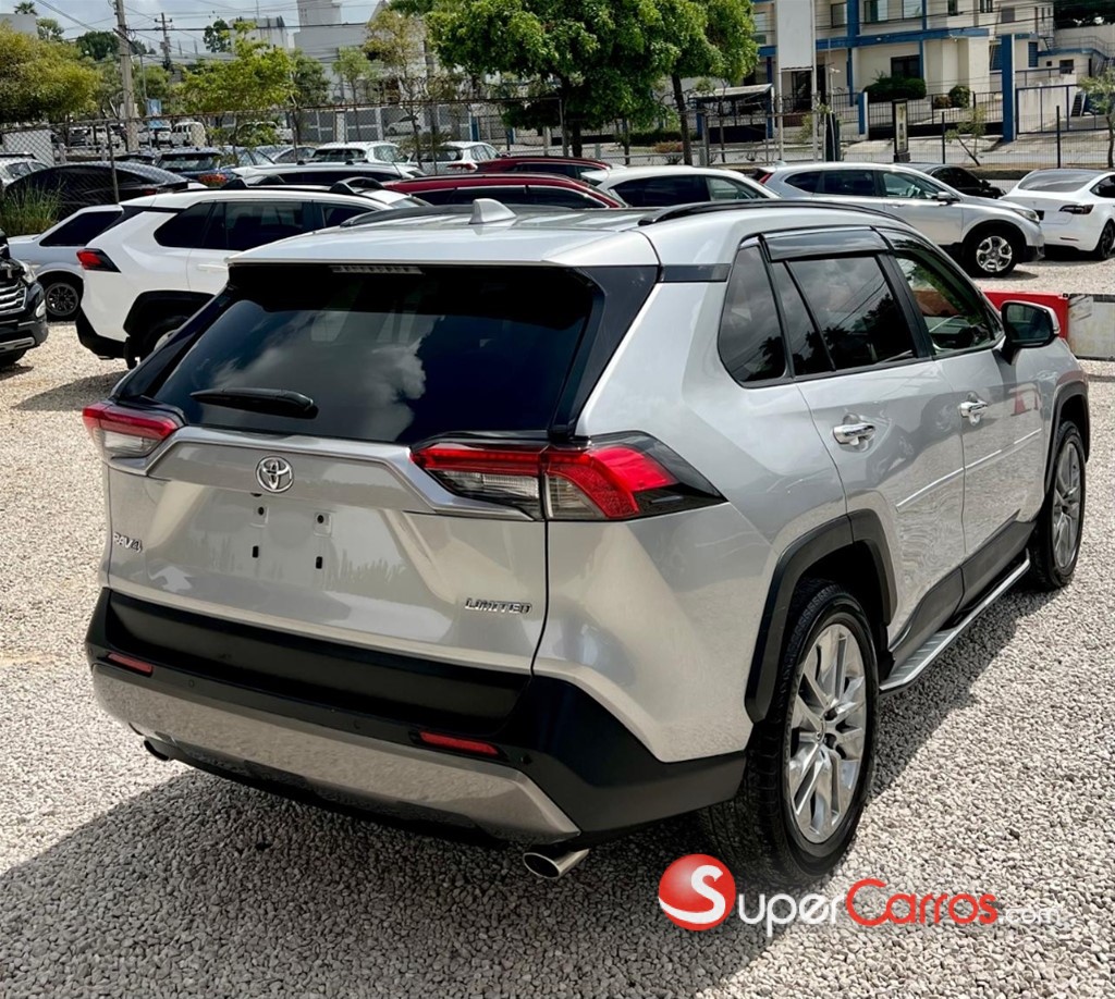 2020 Toyota RAV4 Limited — foto 6 / 9