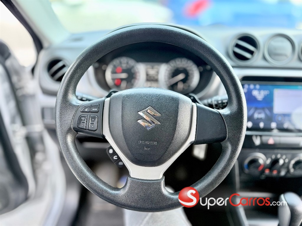2023 Suzuki Vitara GL — foto 8 / 12