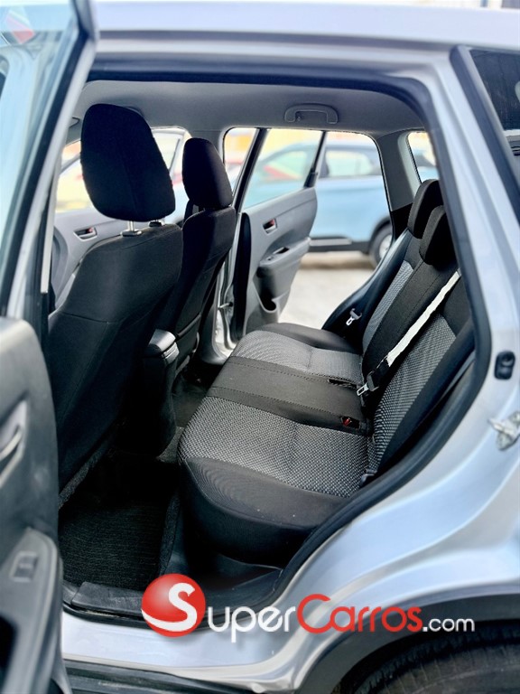 2023 Suzuki Vitara GL — foto 10 / 12