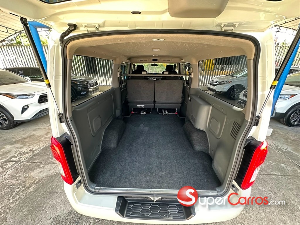 2020 Nissan Caravan — foto 11 / 11