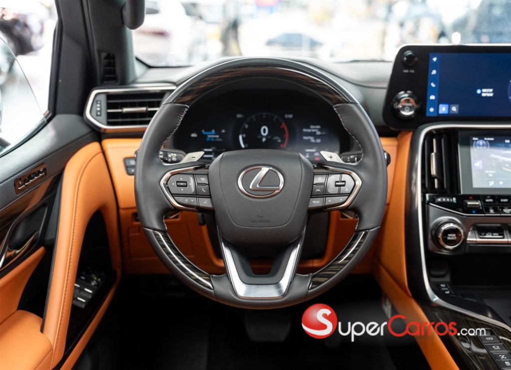 2025 Lexus LX 700 VIP — foto 3 / 12