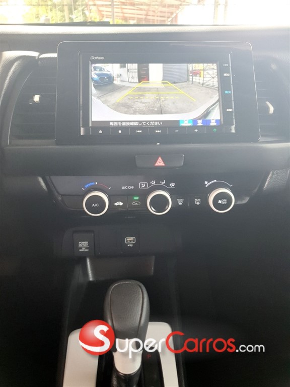 2022 Honda Fit — foto 8 / 12